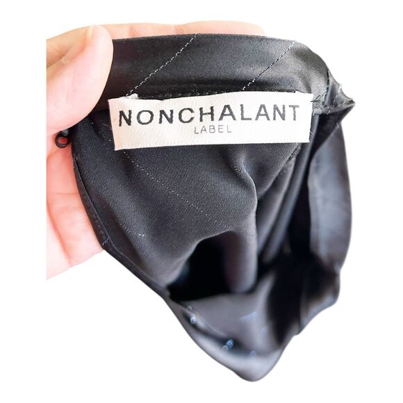 Nonchalant Label Laura Satin Silver Stripe Sleeveless Blouse High Neck Sz XS - Picture 7 of 9